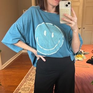 Oversized boxy graphic tee - smiley